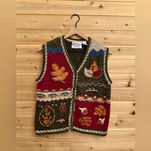 Vintage Croft & Barrow Medium Fall Leaf Themed Embroidered Button Vest